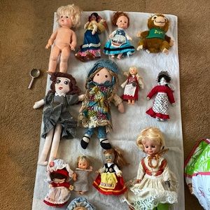 15 asst vintage dolls knickerbocker hollie hobbie, friends dolls $ 30.00